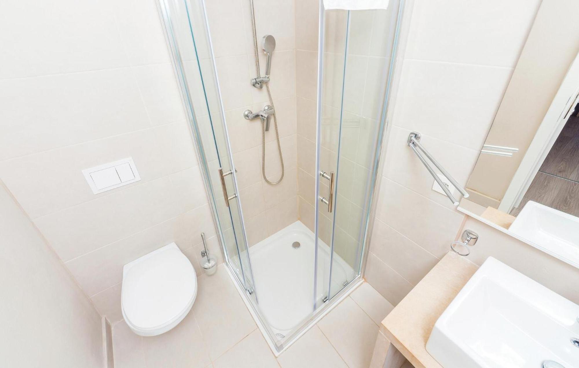 Pet Friendly Apartment In Povljana With Kitchen Eksteriør billede