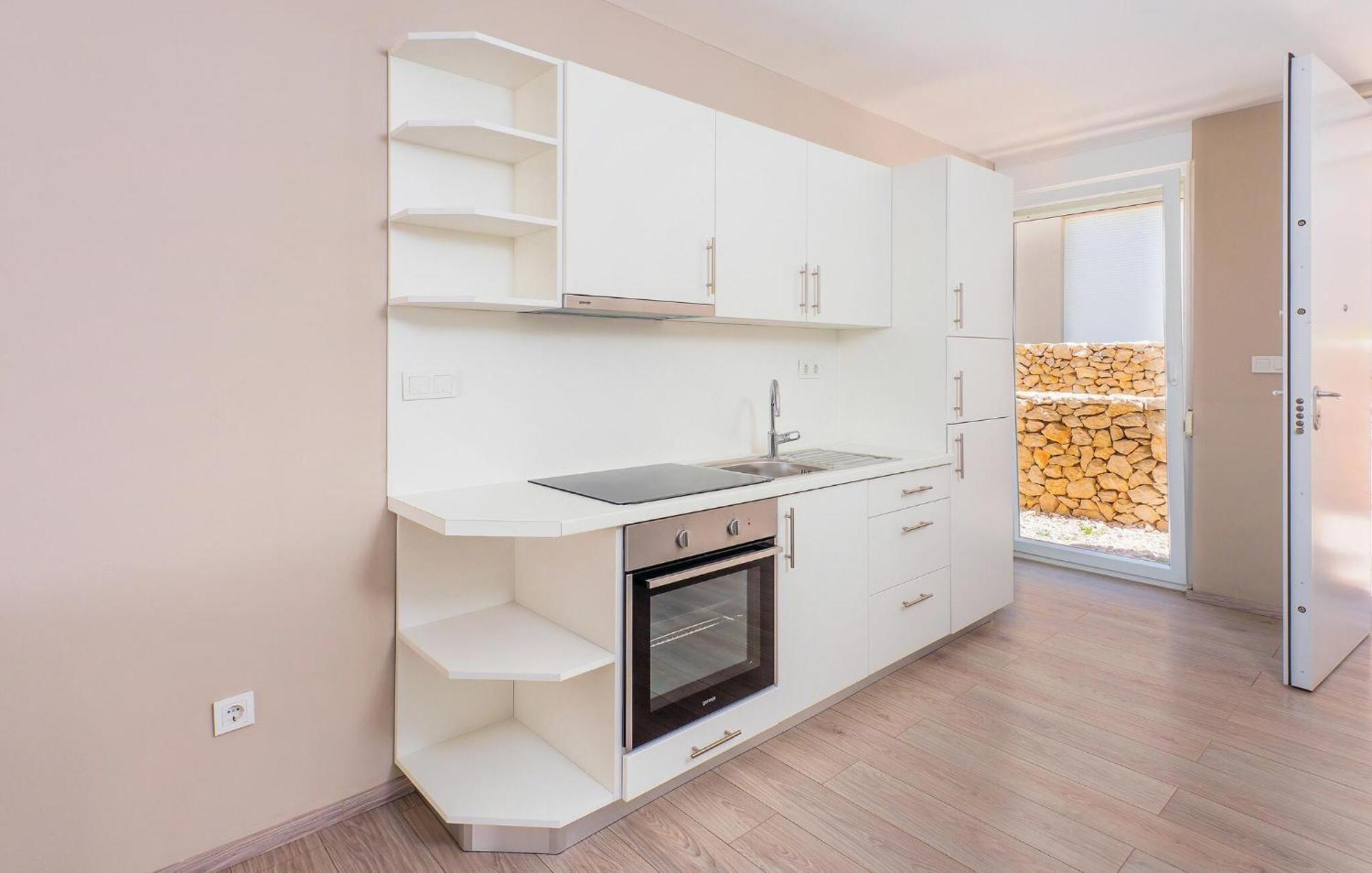 Pet Friendly Apartment In Povljana With Kitchen Eksteriør billede